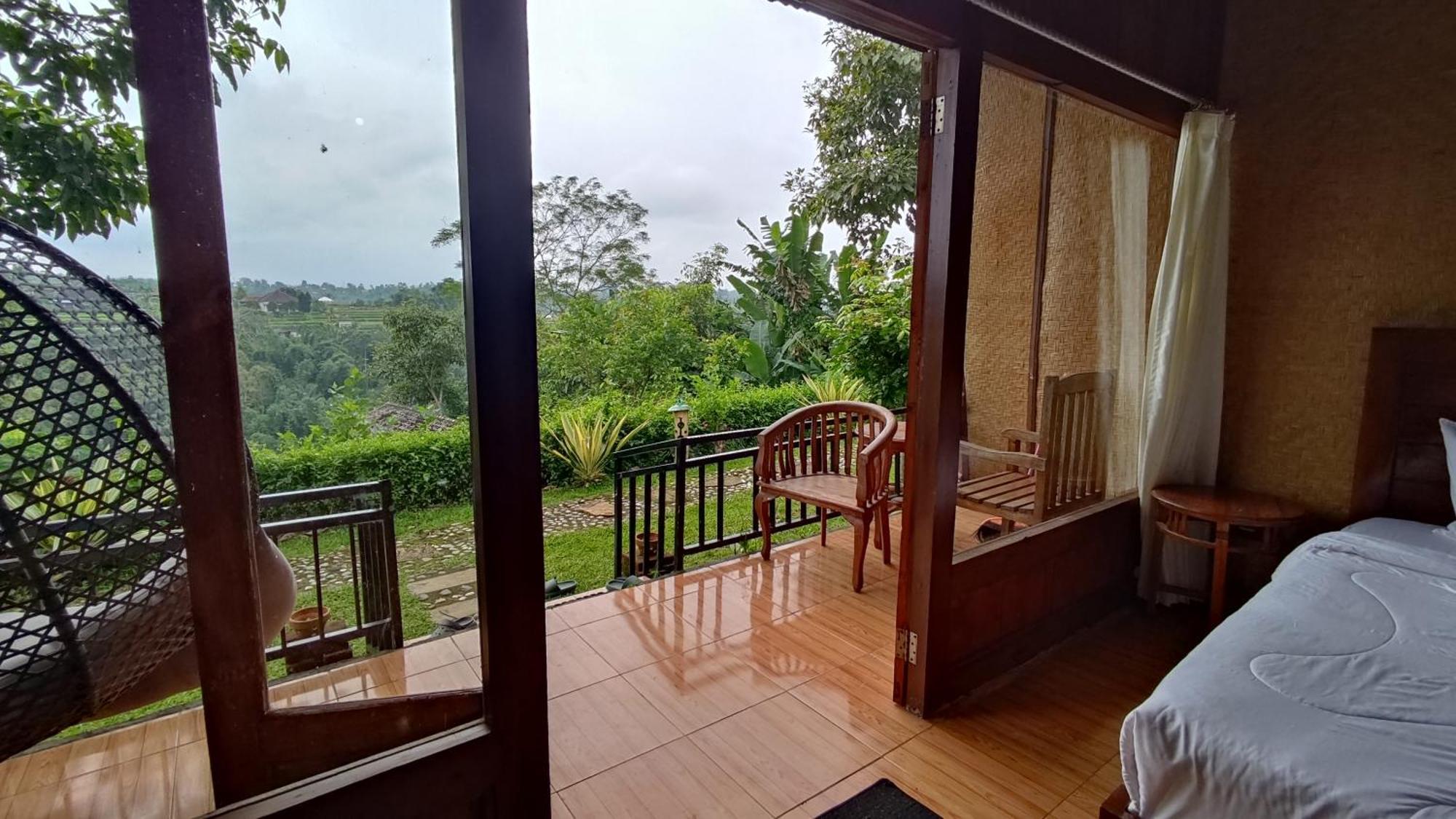 Villa Gajah Mas Baturiti Exterior photo
